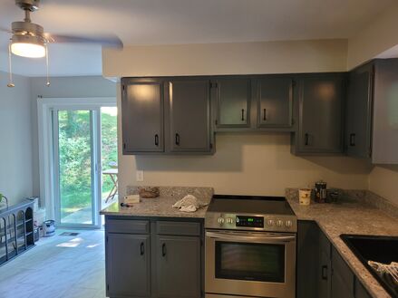 Cabinet Painting in Elizabethton, TN (1)